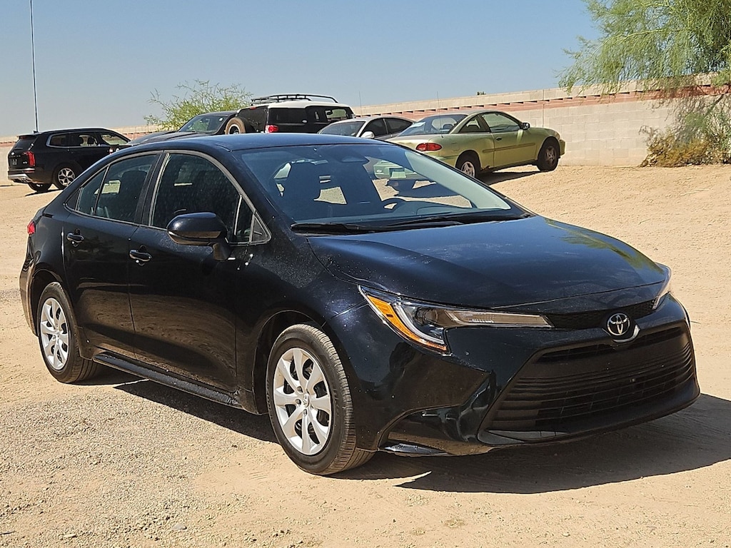 Used 2025 Toyota Corolla LE Sedan