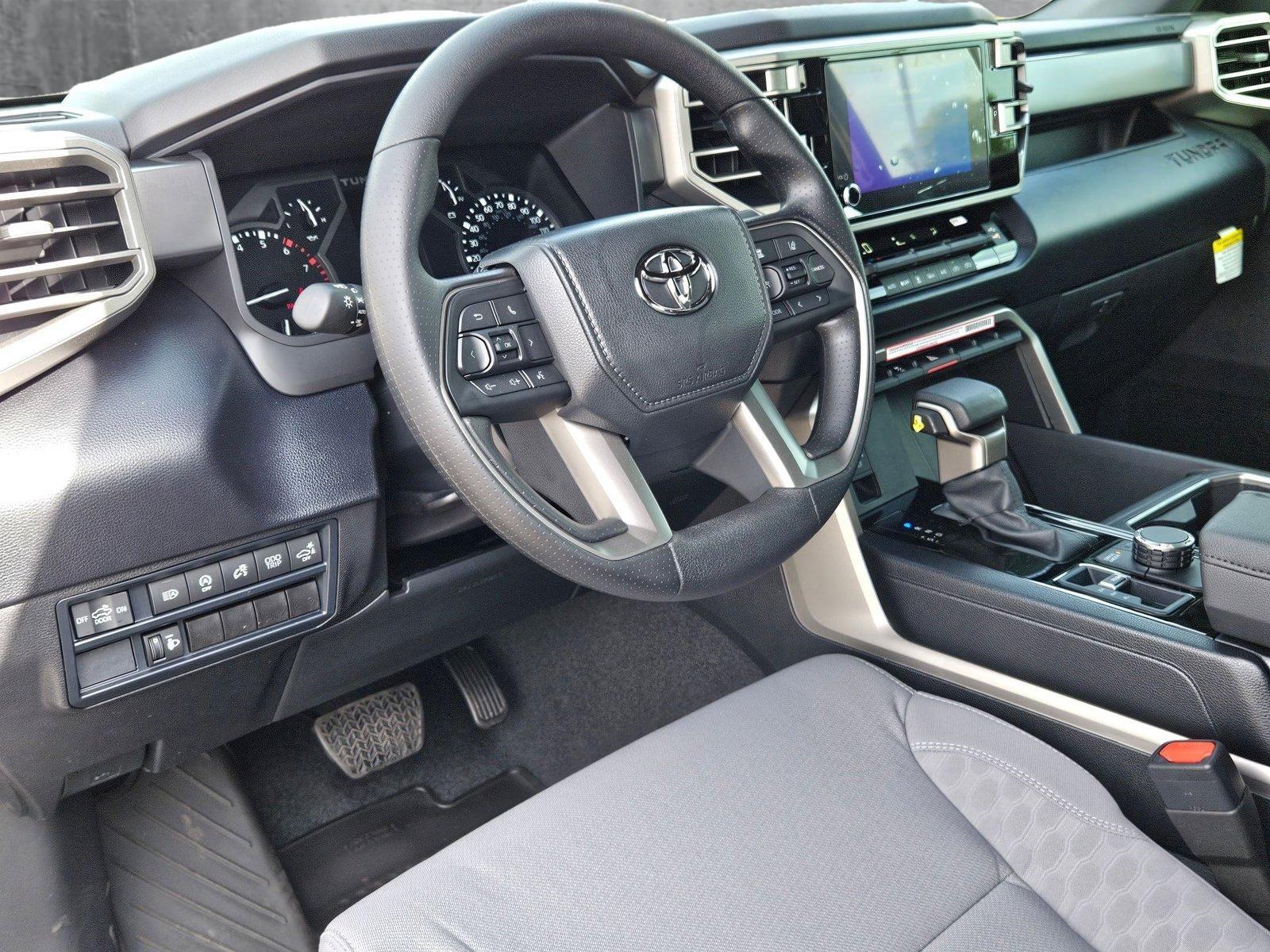 2025 Toyota Tundra SR5 photo 3