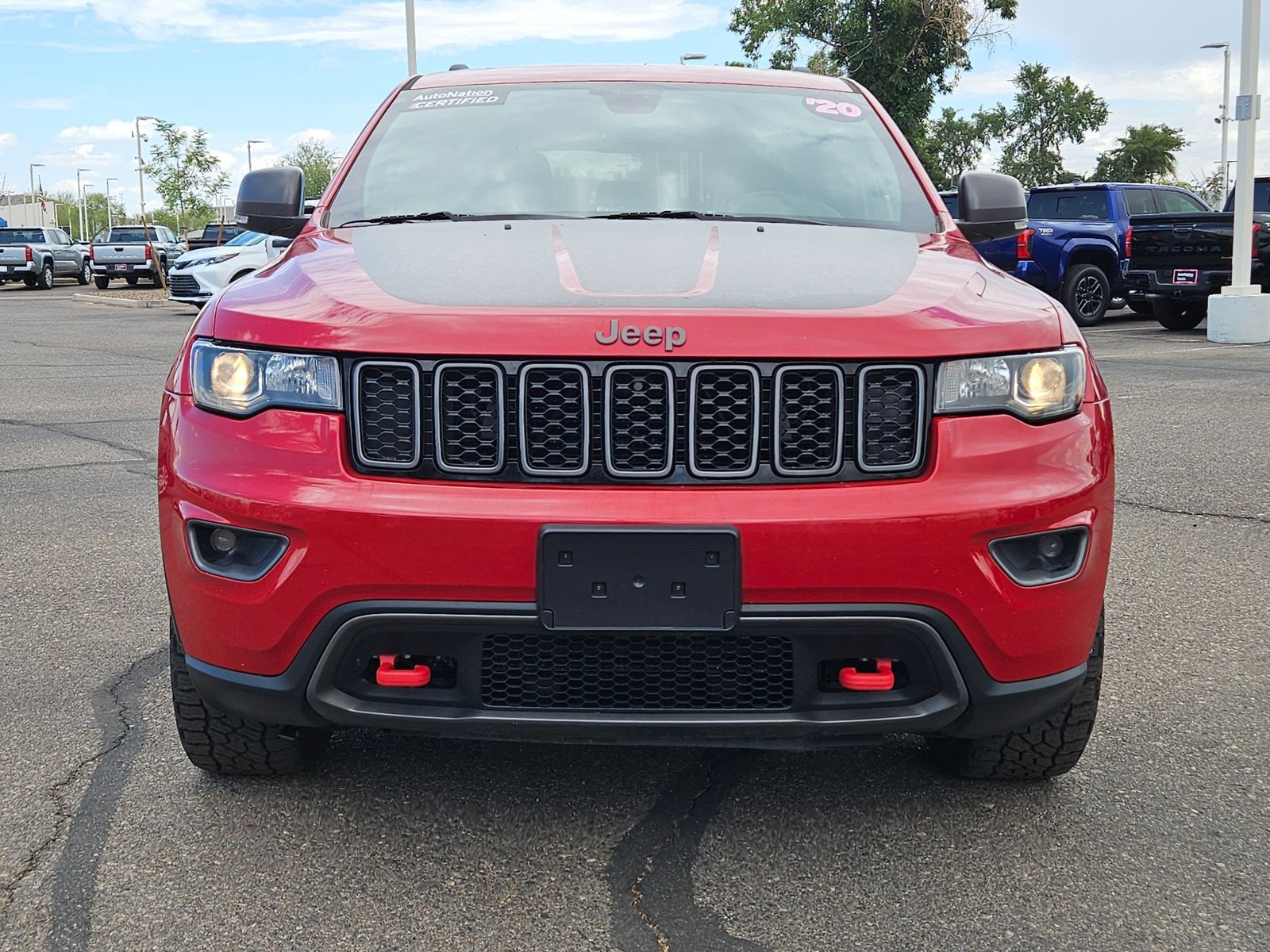 2020 Jeep Grand Cherokee Trailhawk photo 2