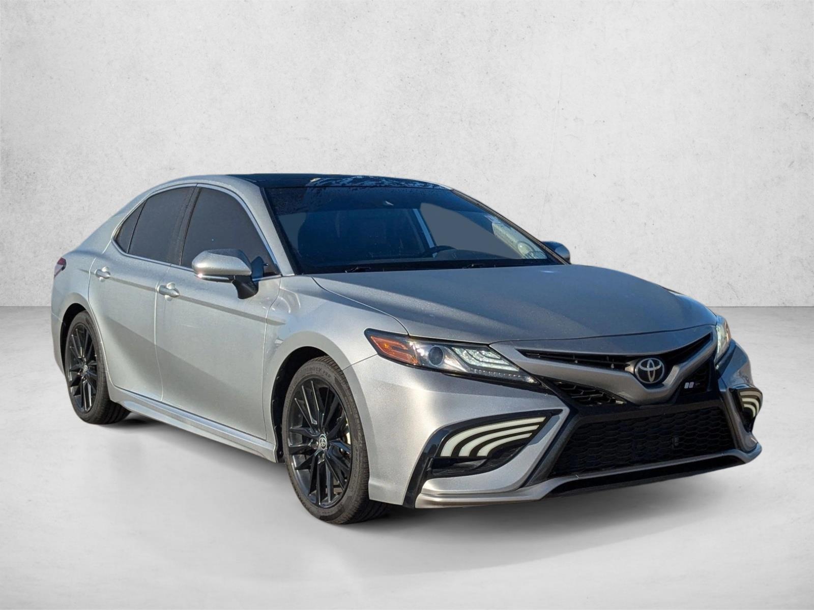 2022 Toyota Camry XSE photo 3