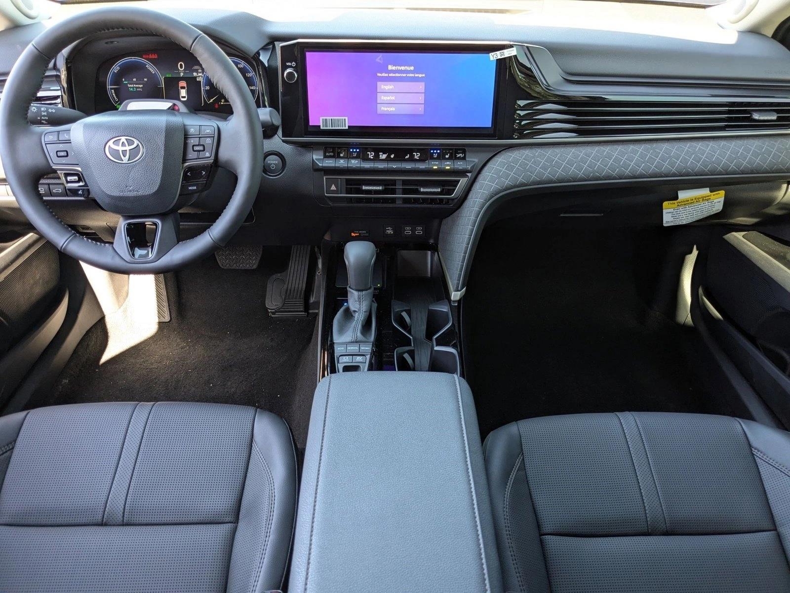 2026 Toyota Camry XLE - Photo 14