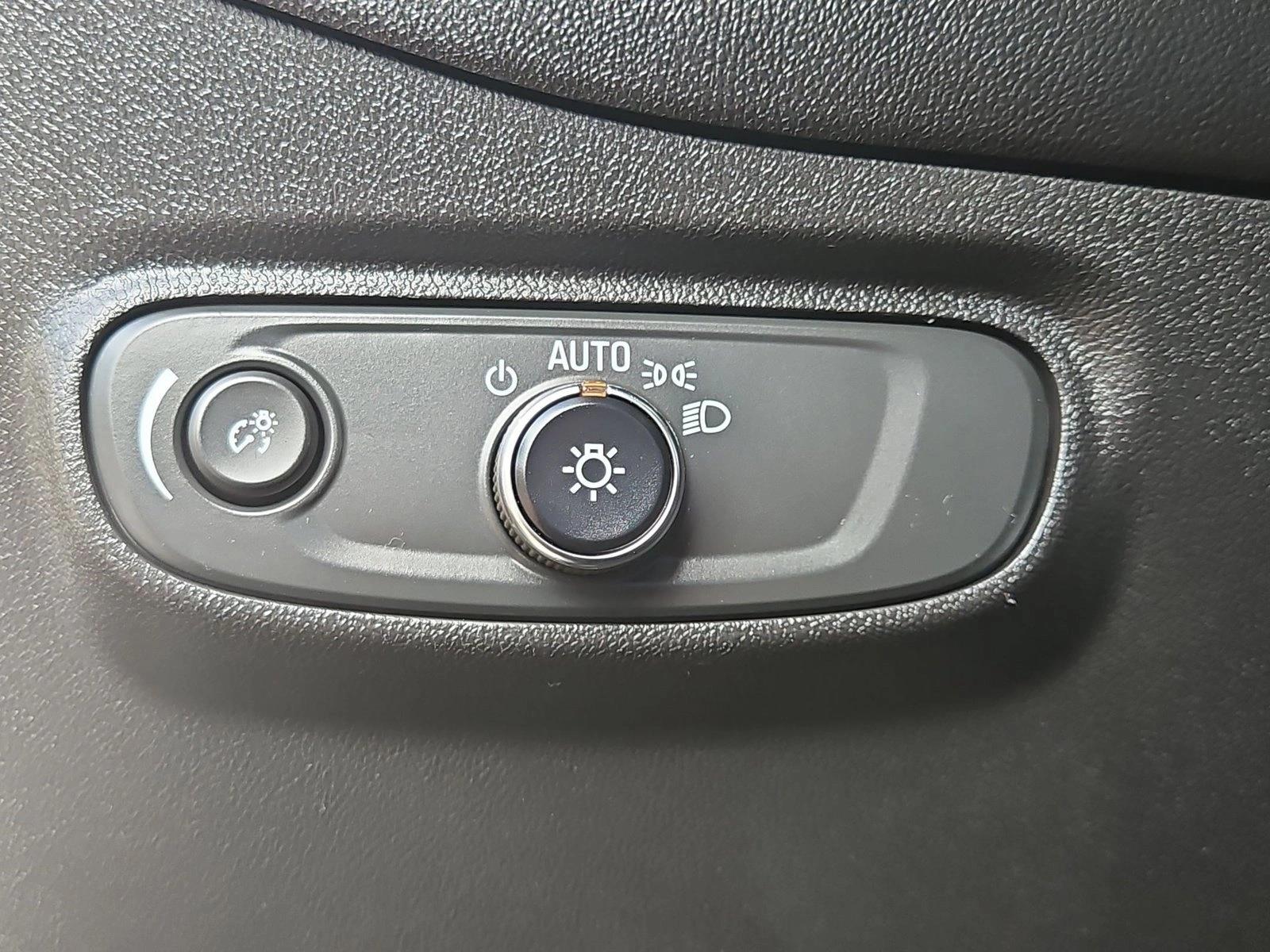2023 Chevrolet Equinox LT - Photo 16