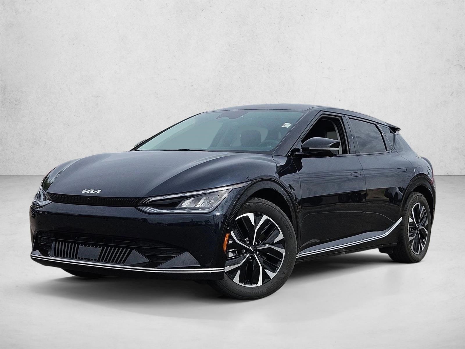 2023 Kia EV6 Wind's photo