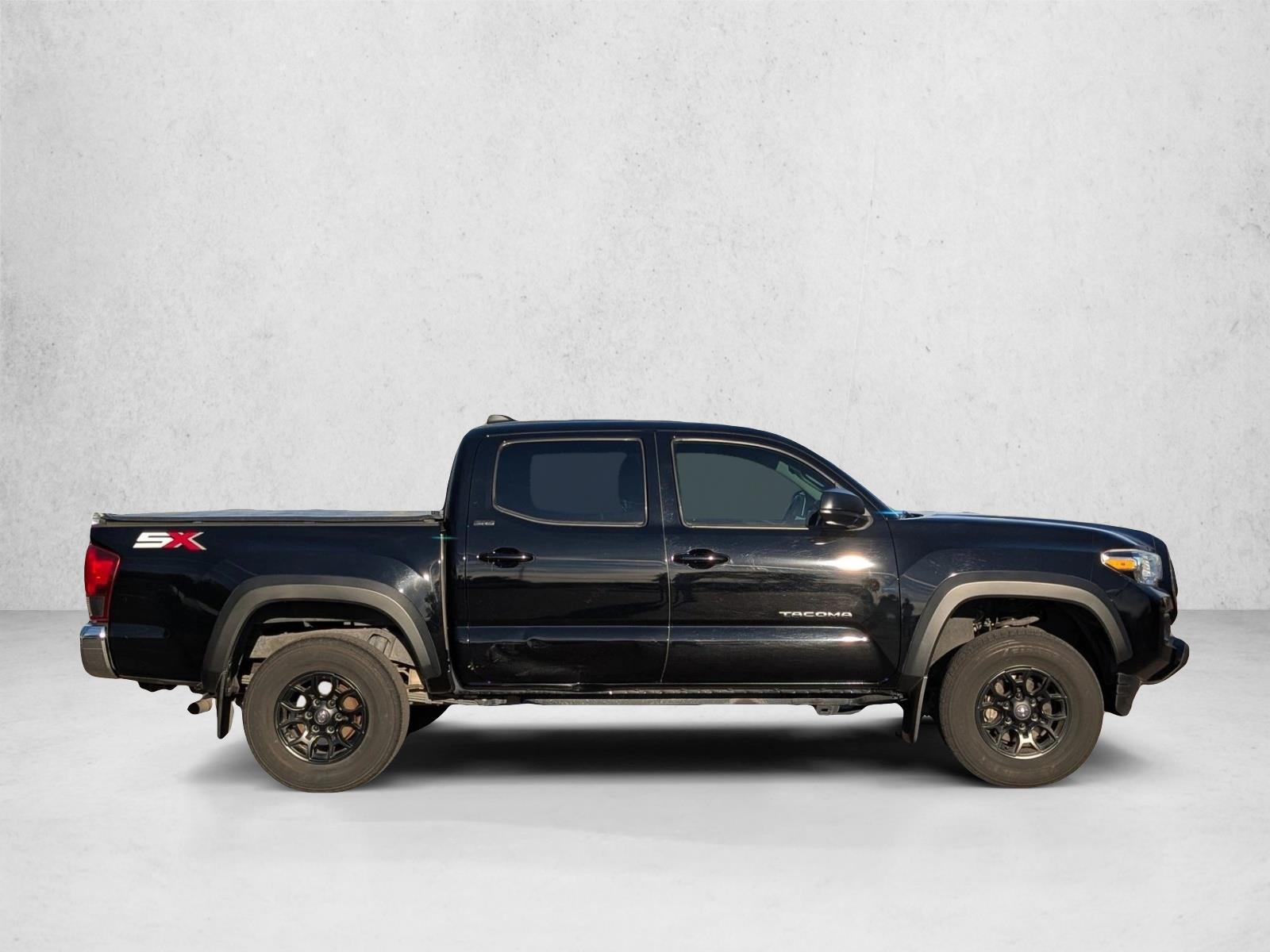 2023 Toyota Tacoma SR5 V6 photo 4