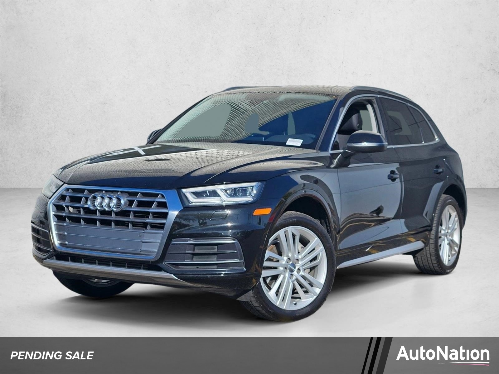 2018 Audi Q5 2.0T quattro S tronic Premium Plus's photo