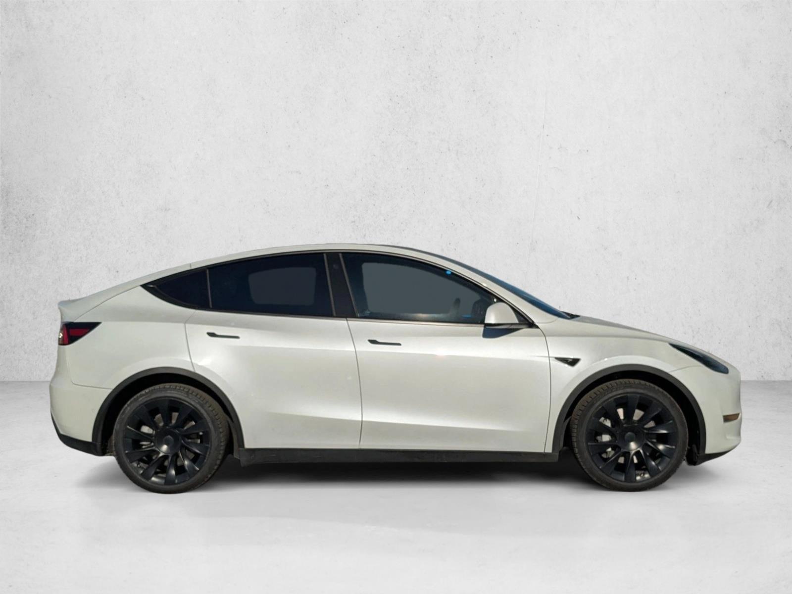 2021 Tesla Model Y Long Range photo 4