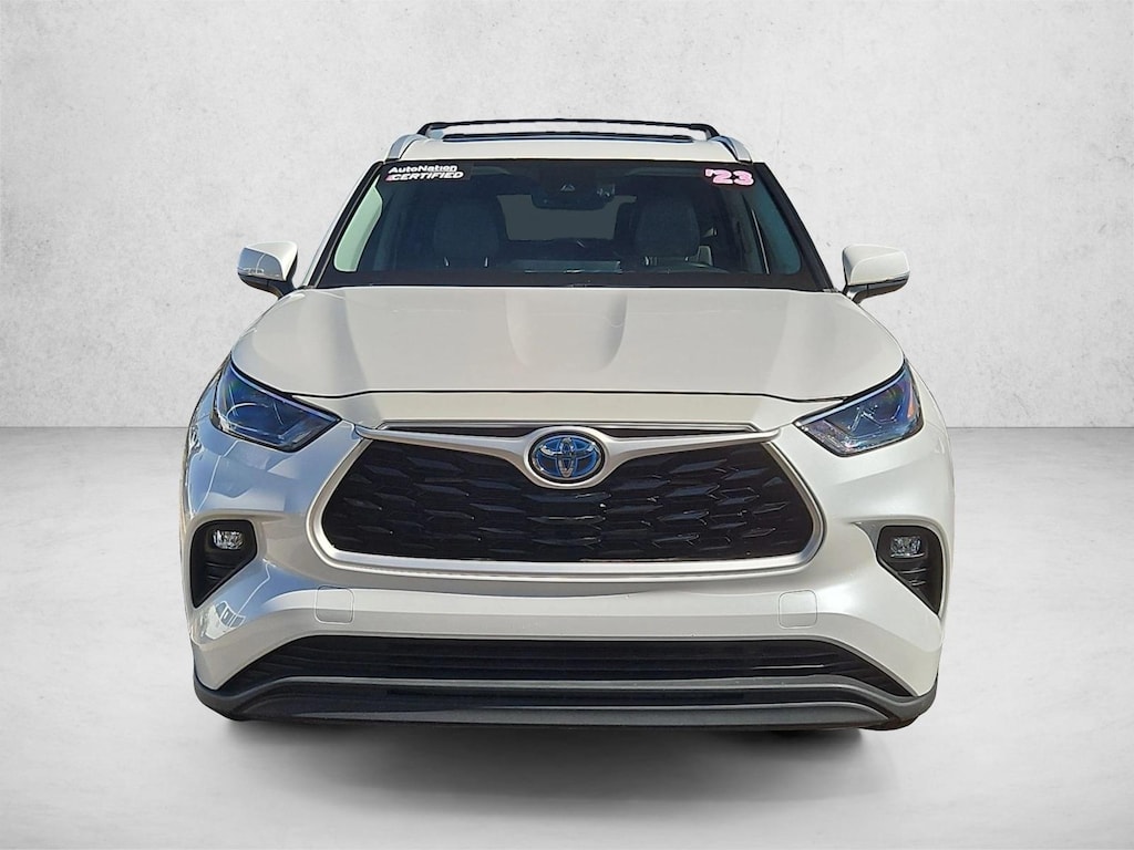 Used 2023 Toyota Highlander Hybrid XLE SUV