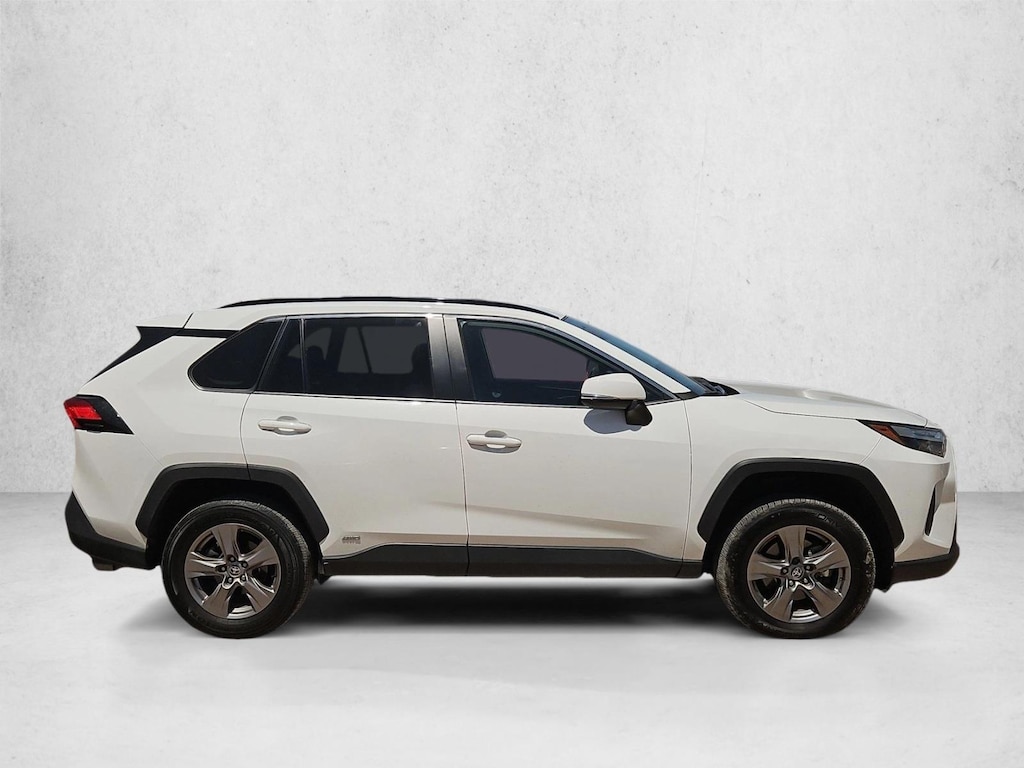 Used 2025 Toyota RAV4 Hybrid XLE SUV