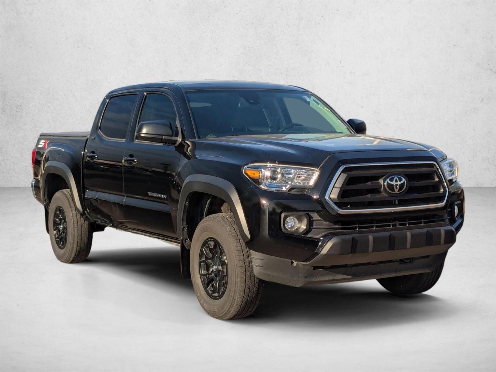 2023 Toyota Tacoma SR5 V6 photo 3