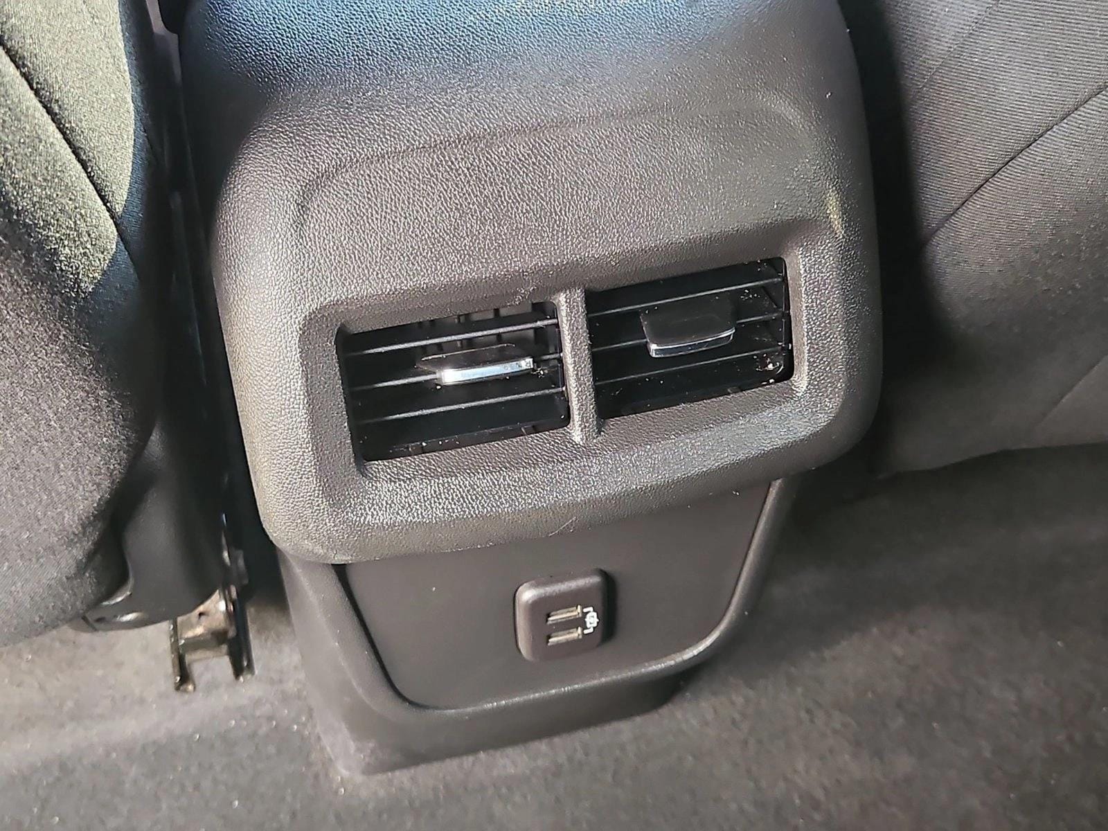 2023 Chevrolet Equinox LT - Photo 23