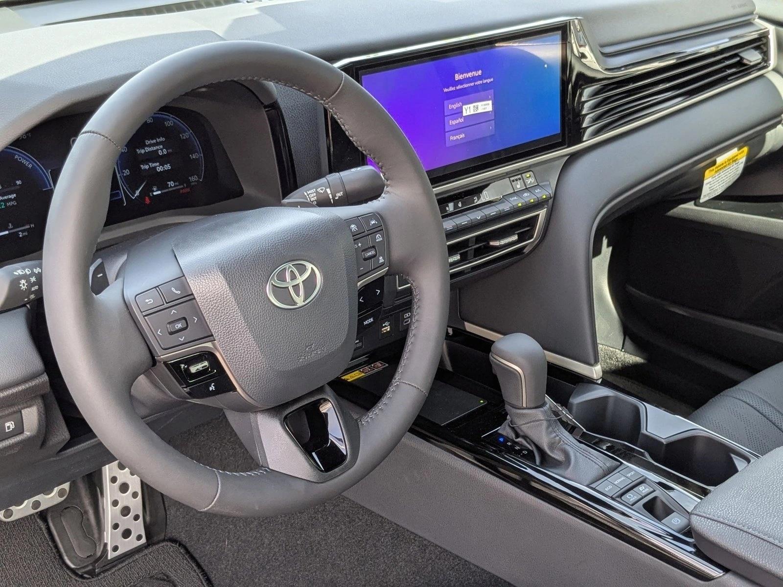 2025 Toyota Camry XSE photo 3