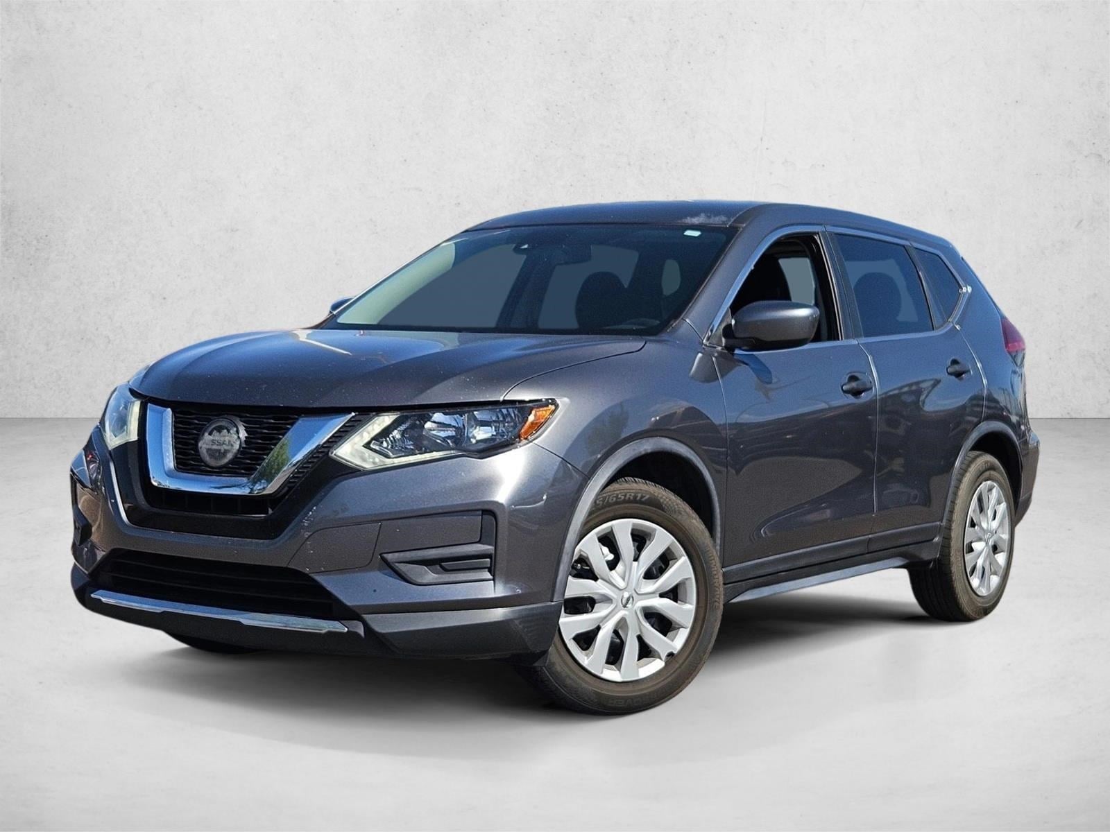 2019 Nissan Rogue S FWD's photo