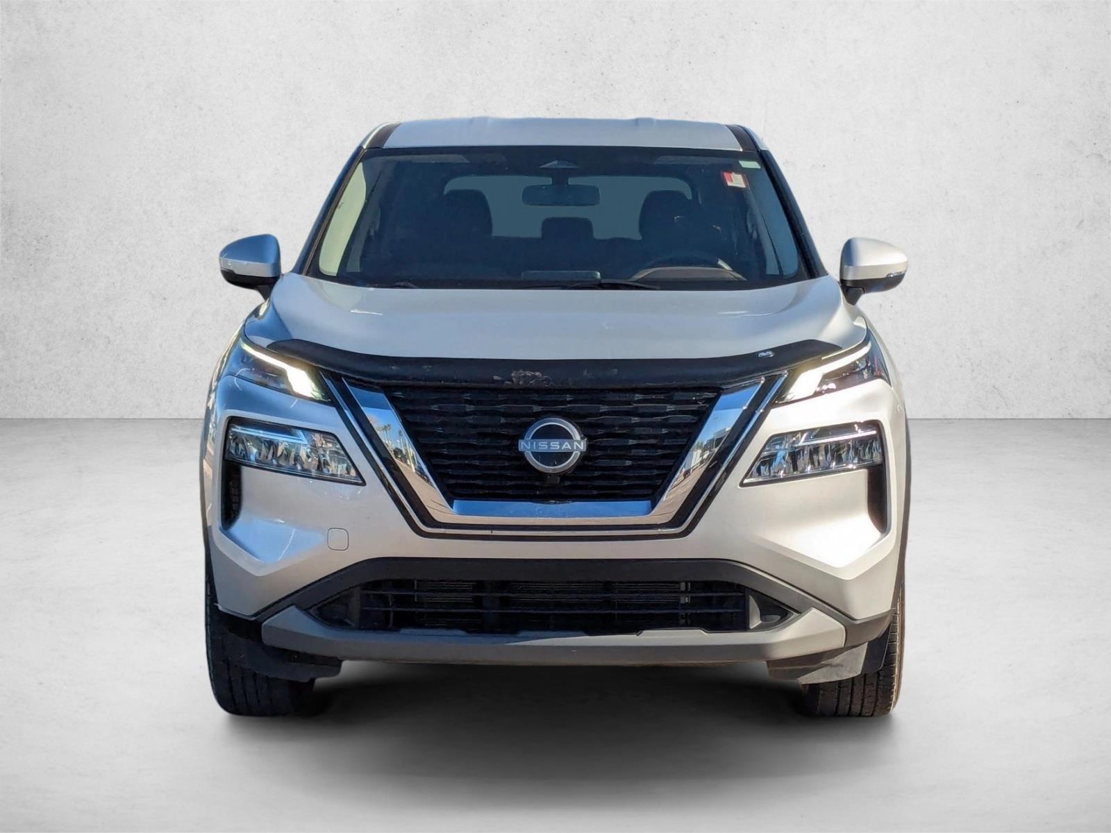 2023 Nissan Rogue SV photo 2