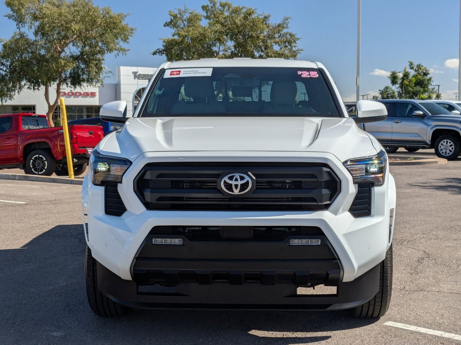 2025 Toyota Tacoma SR5 photo 2