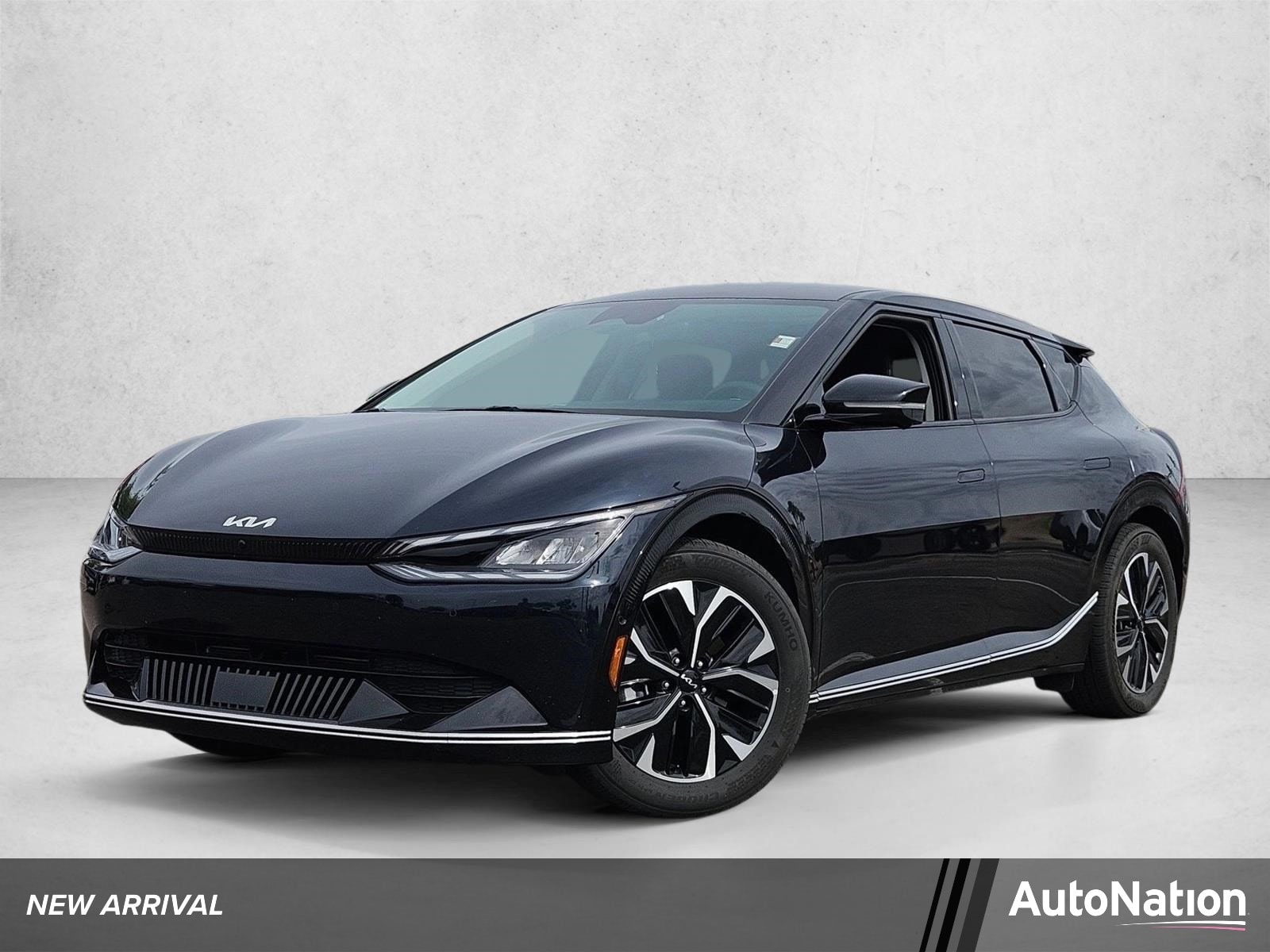 2023 Kia EV6 Wind's photo