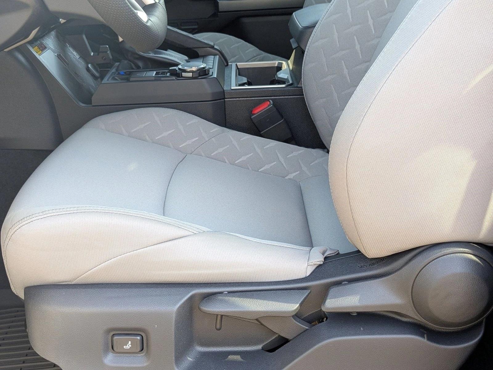 2025 Toyota Tacoma SR5 4x4 Double Cab photo 4