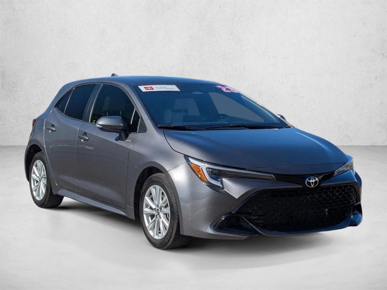 2023 Toyota Corolla SE photo 3