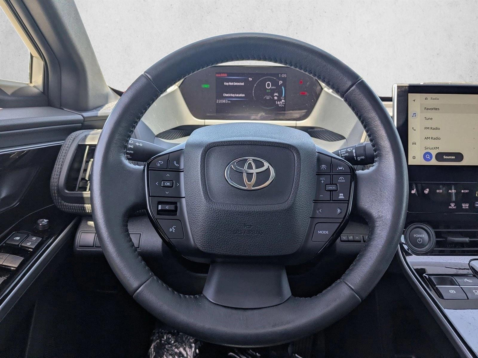 2023 Toyota bZ4X XLE - Photo 14