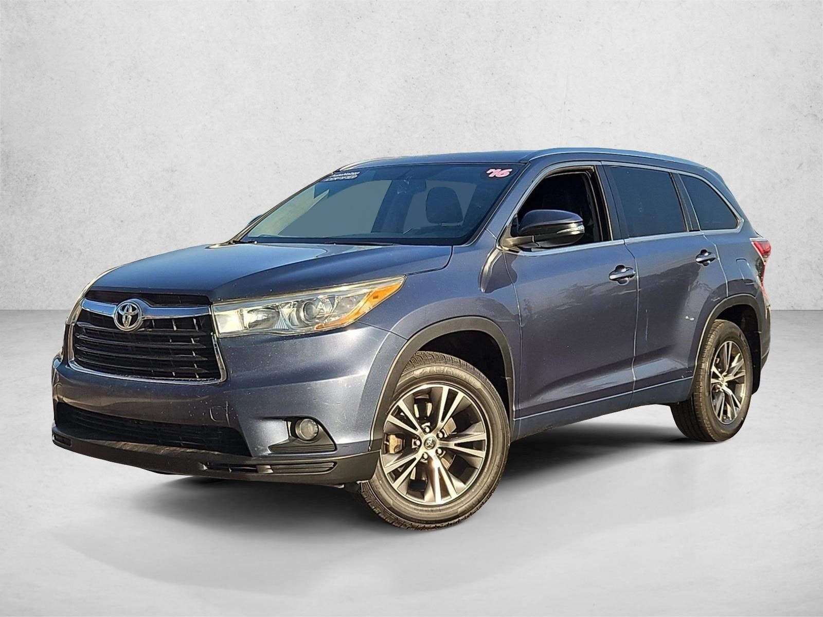 2016 Toyota Highlander