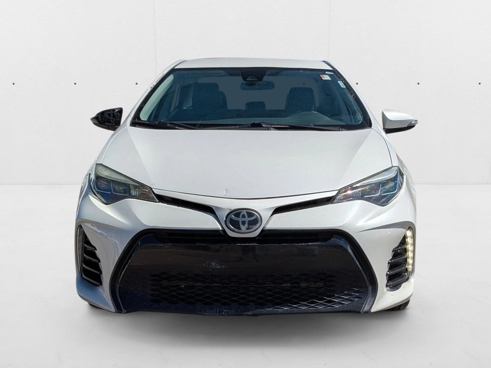 Used 2017 Toyota Corolla SE with VIN 5YFBURHE3HP735347 for sale in Tempe, AZ