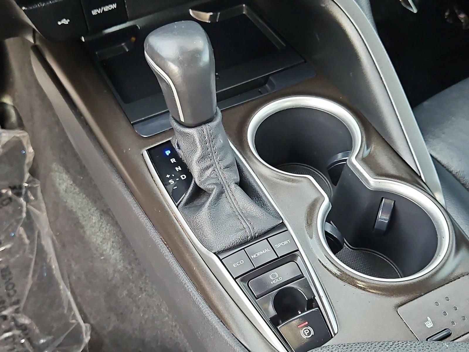2023 Toyota Camry XLE - Photo 17