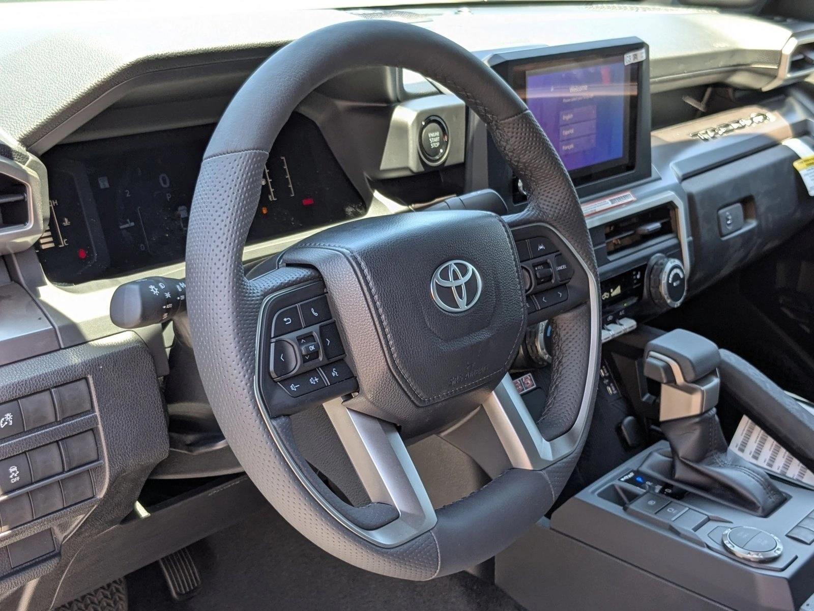 2025 Toyota Tacoma SR5 Double Cab photo 3