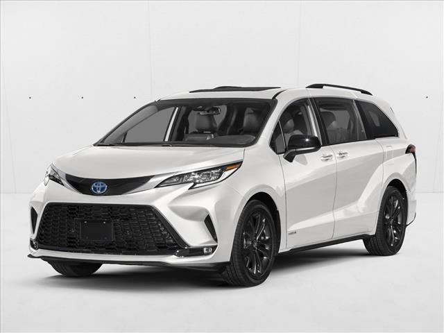 2023 Toyota Sienna XSE's photo
