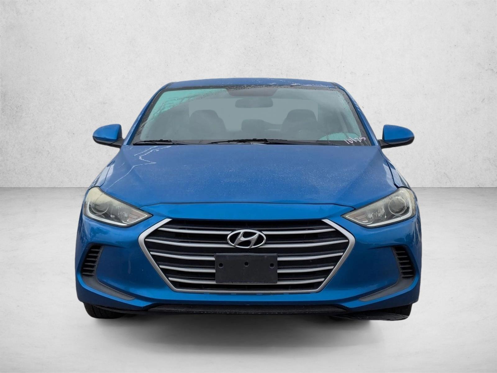 2017 Hyundai Elantra SE photo 2