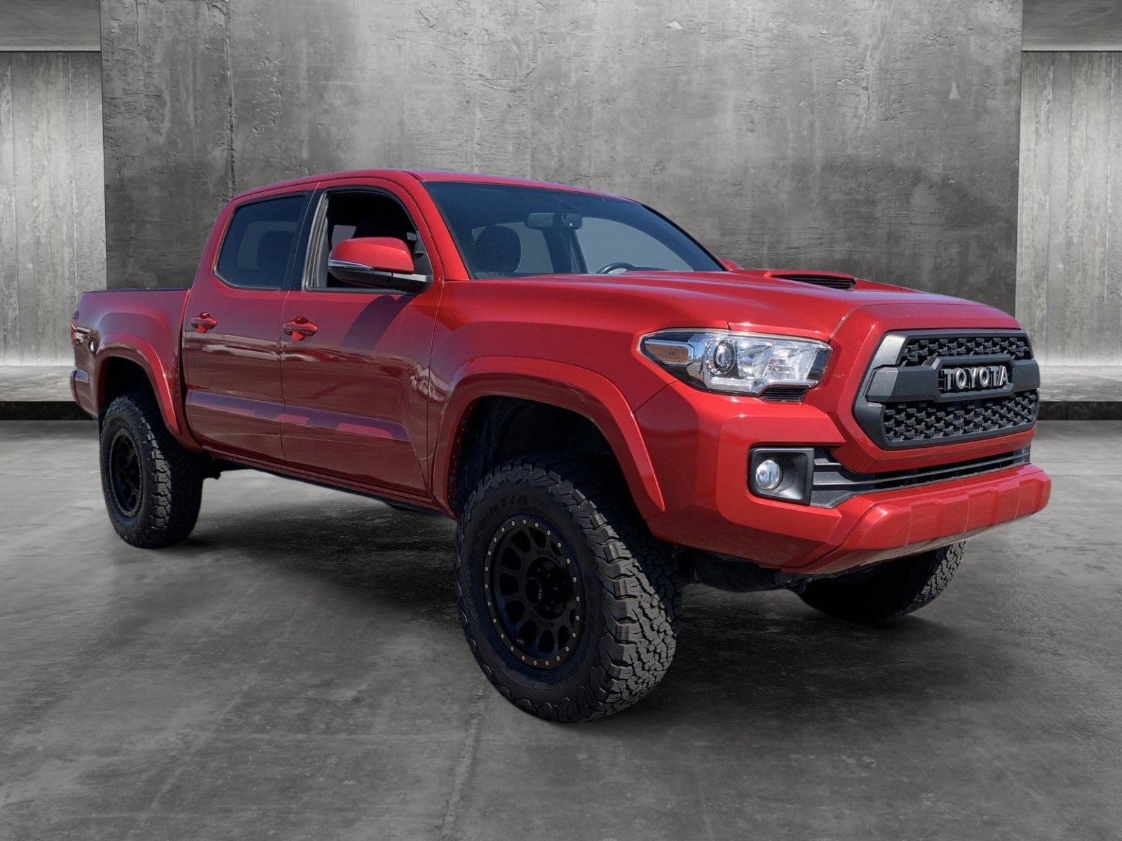 Used 2017 Toyota Tacoma TRD Sport with VIN 3TMAZ5CN5HM049833 for sale in Tempe, AZ