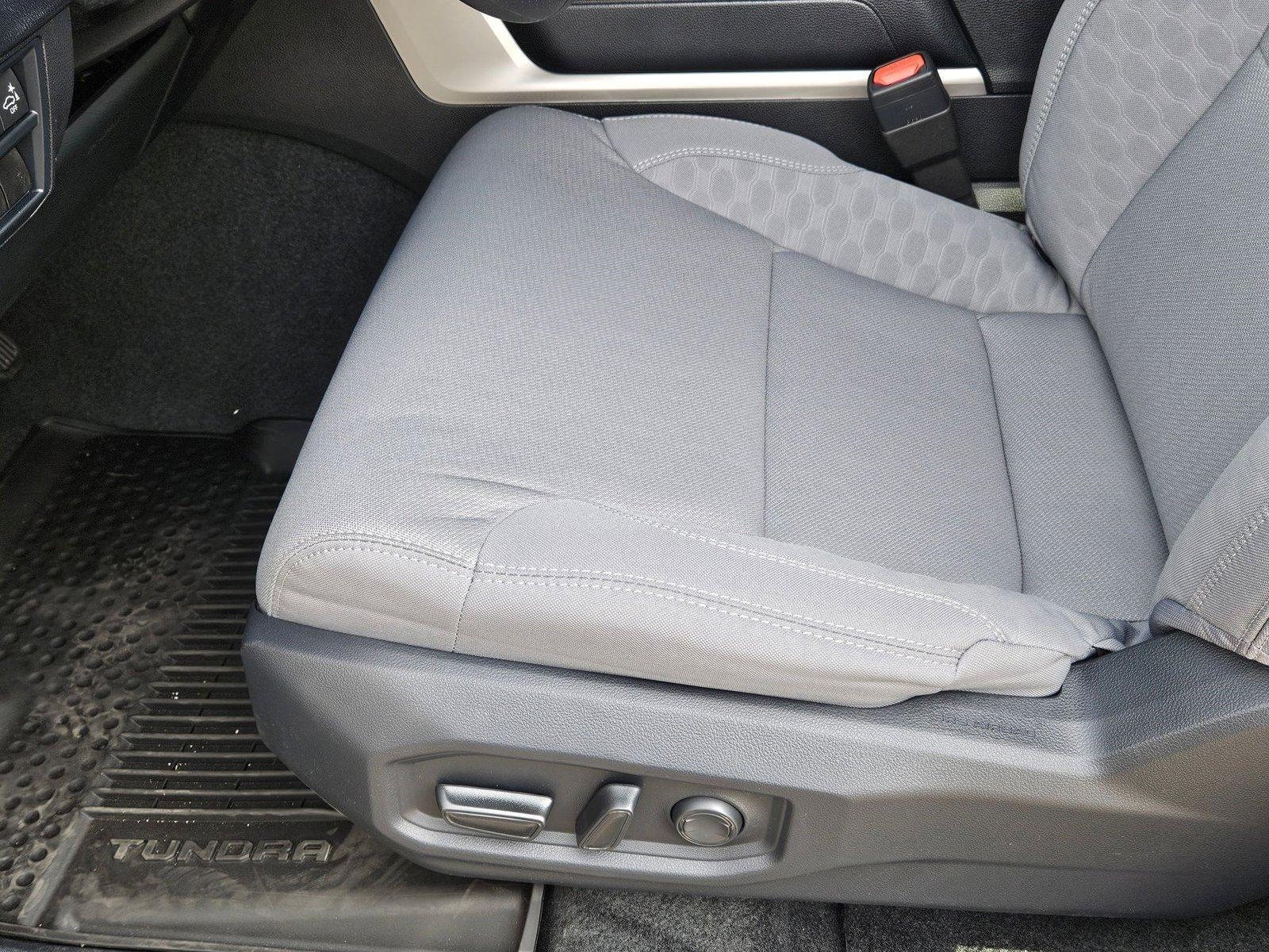2025 Toyota Tundra SR5 photo 4