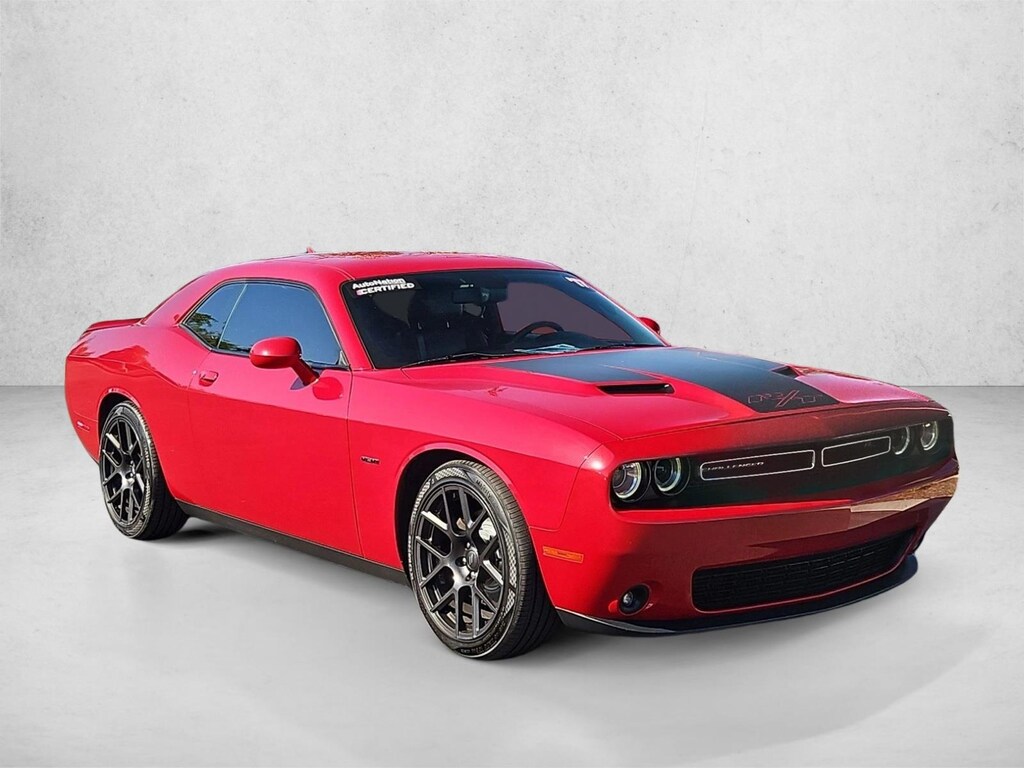 Used 2017 Dodge Challenger R/T Coupe