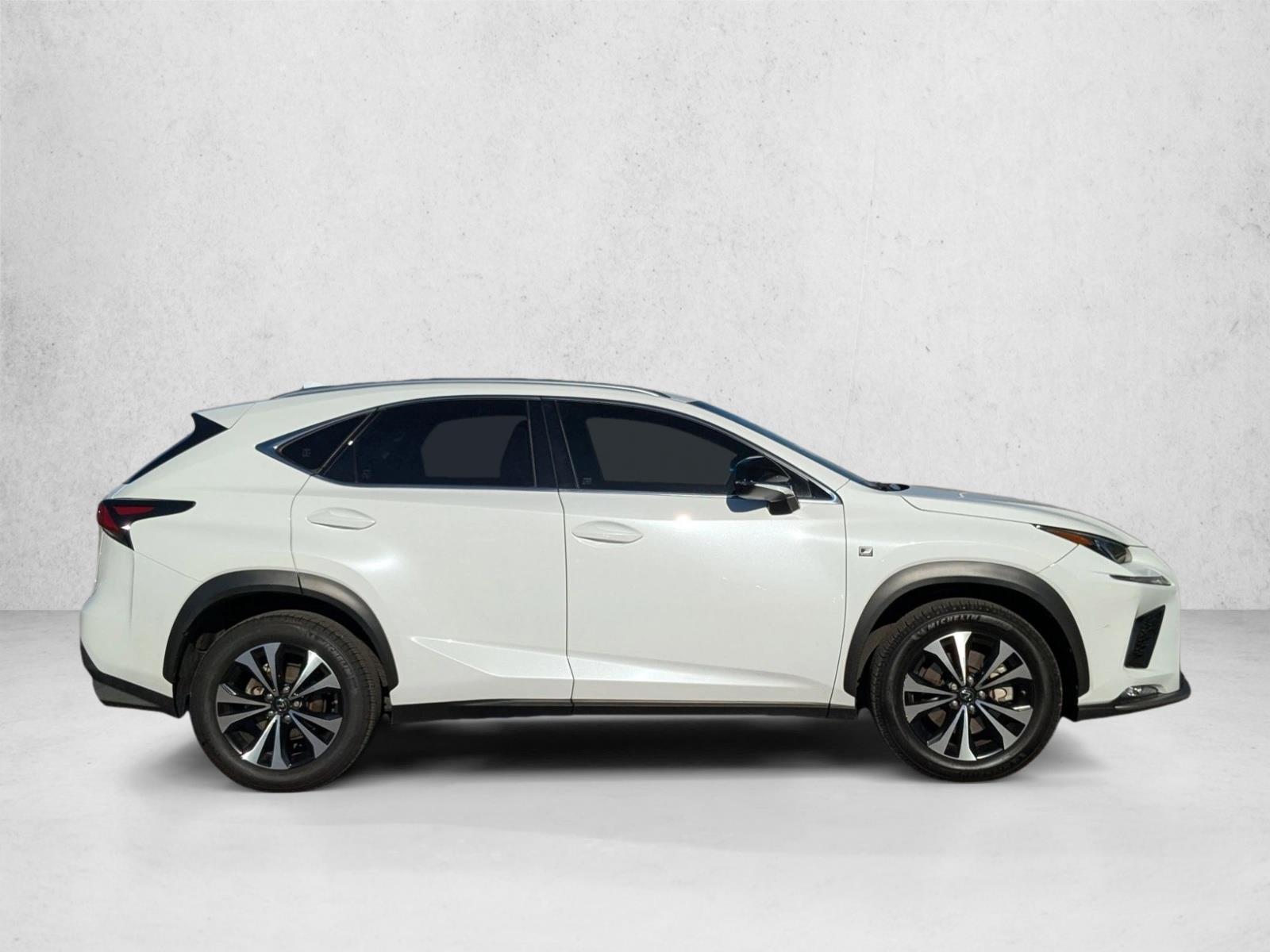 2020 Lexus NX 300 F SPORT photo 4