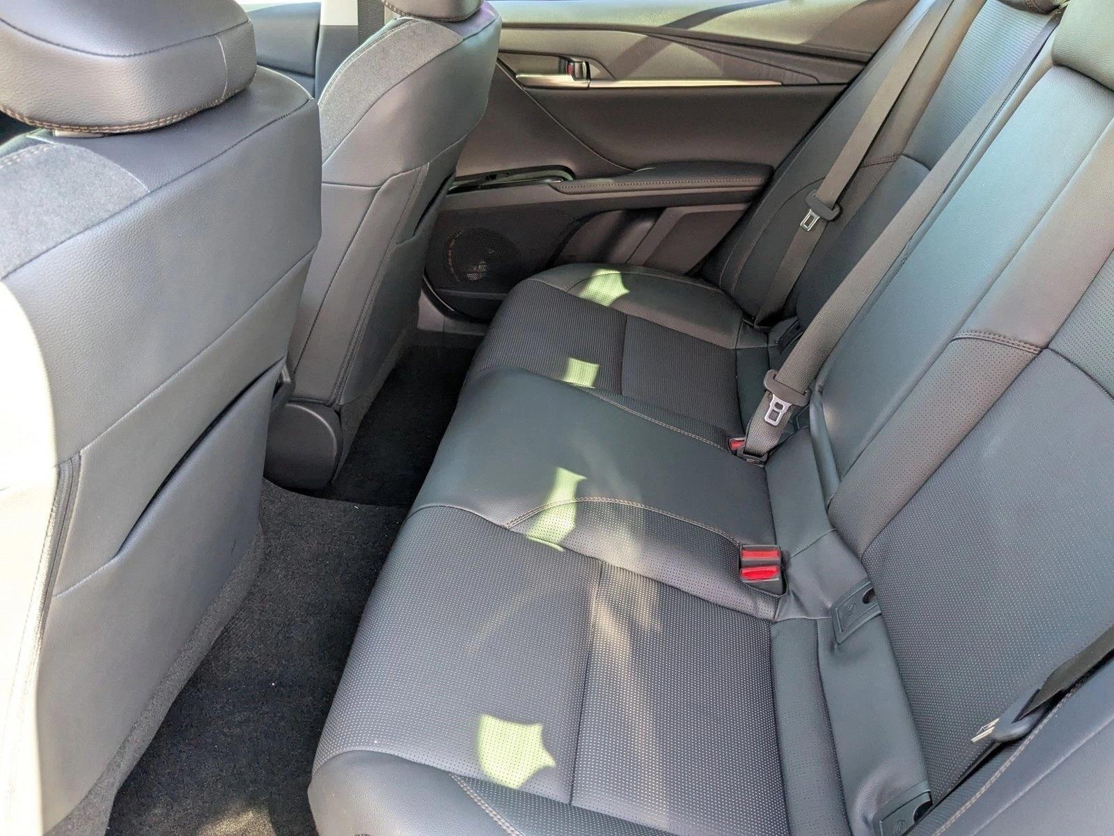 2026 Toyota Camry XLE - Photo 15