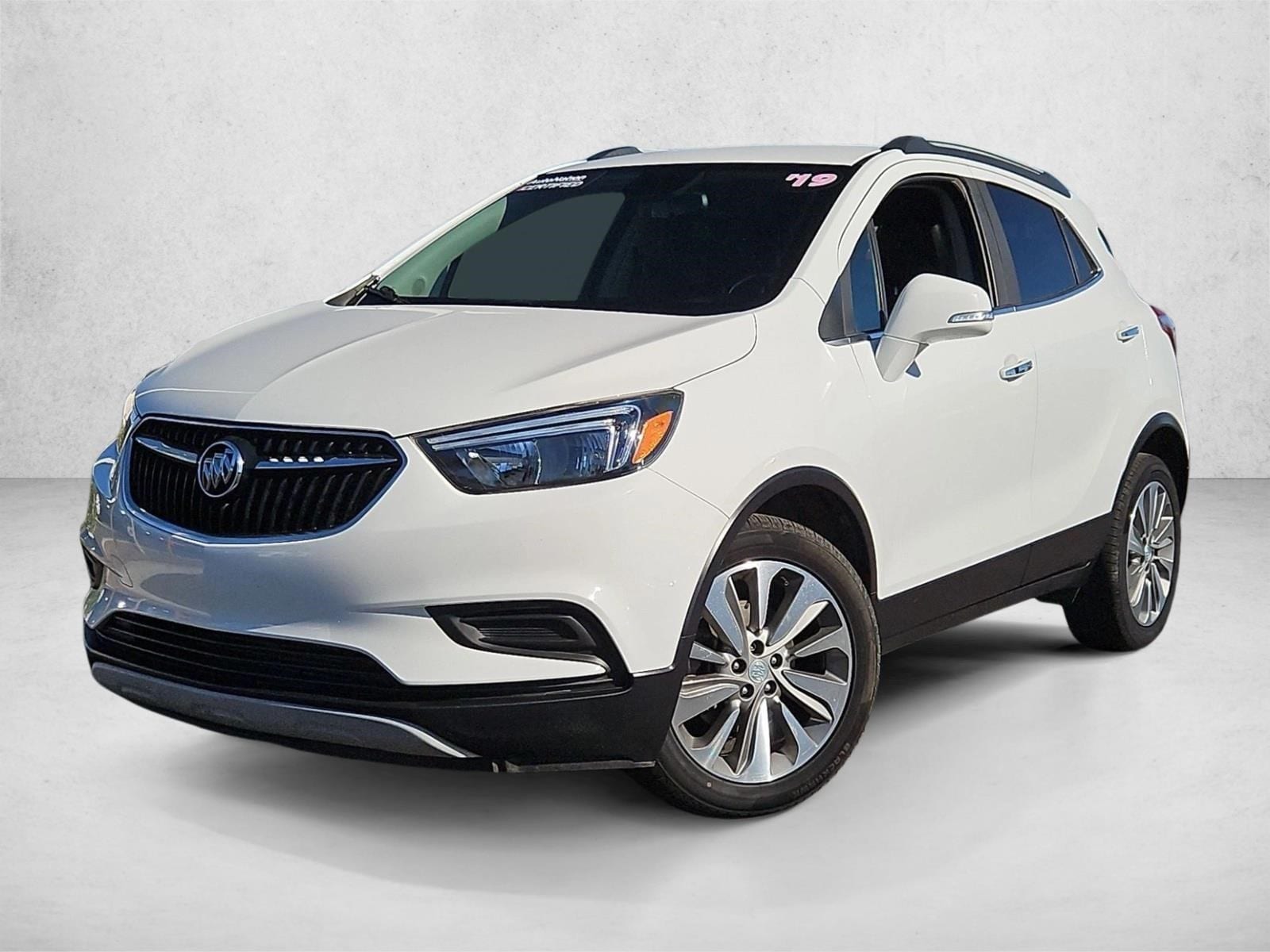 2019 Buick Encore Preferred's photo