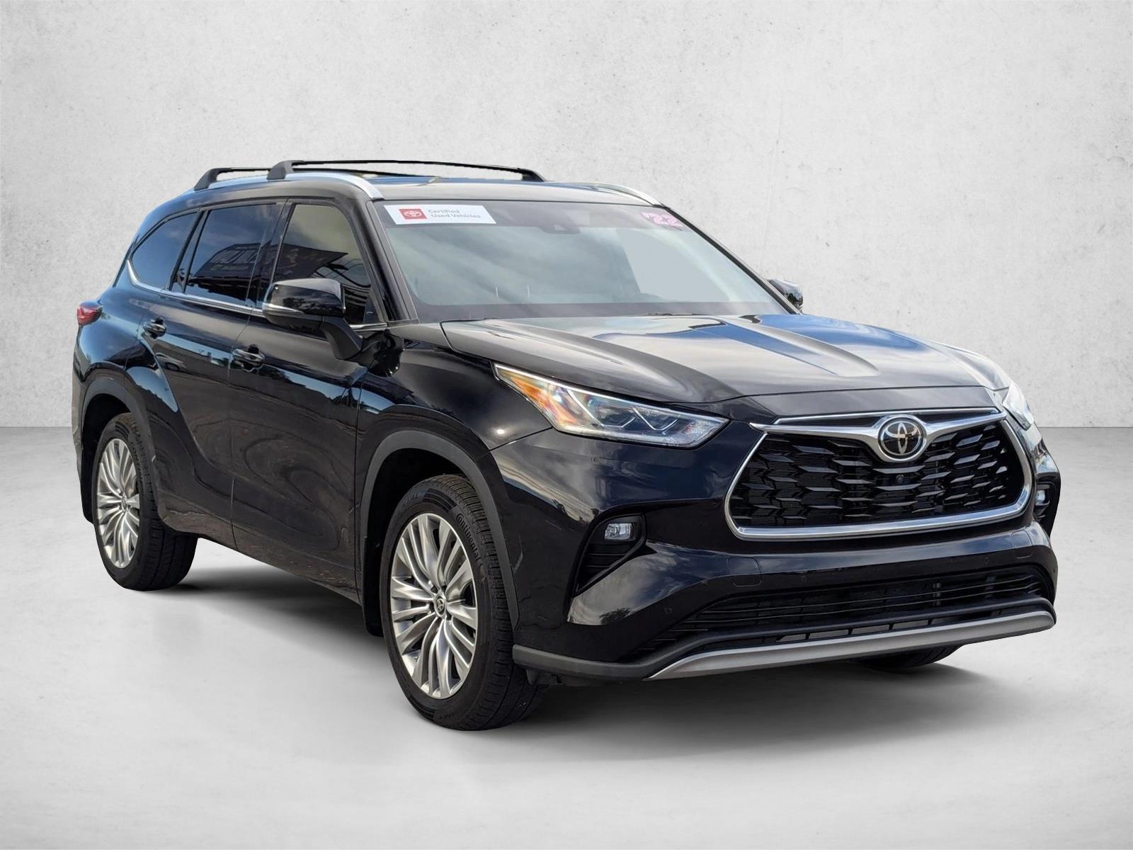 2022 Toyota Highlander Platinum photo 3
