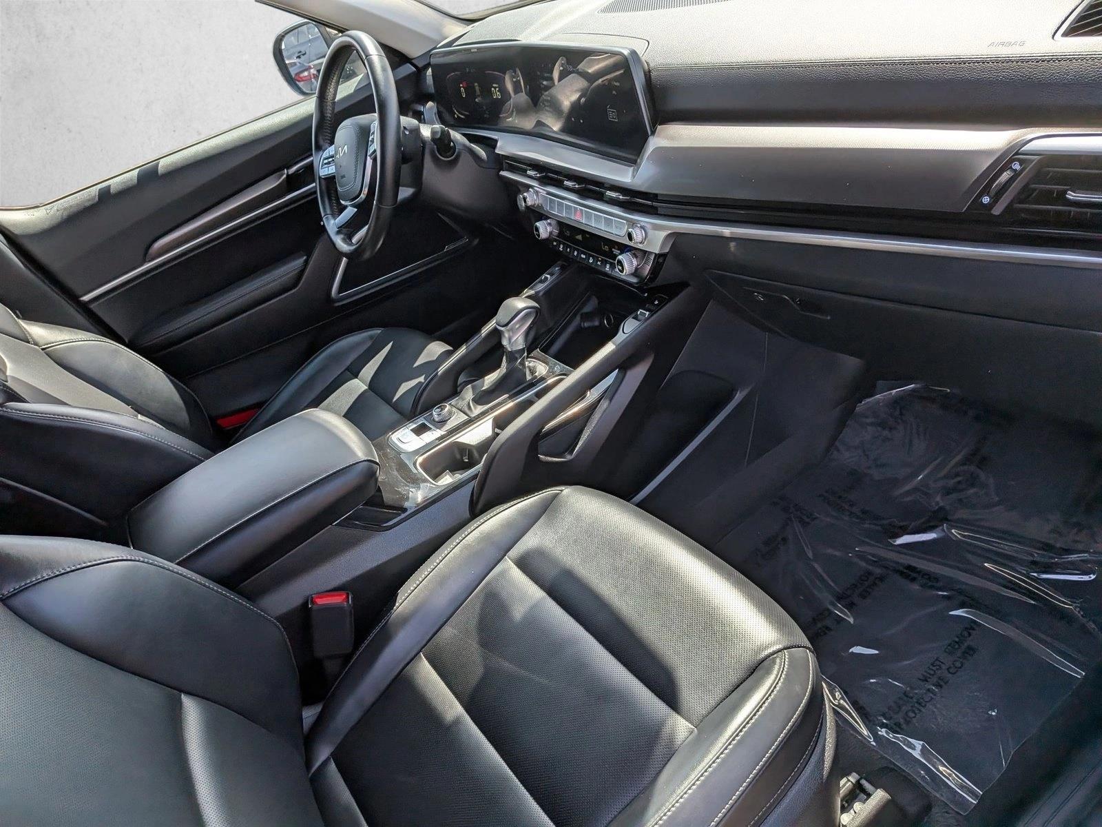 2025 Kia Telluride S - Photo 30