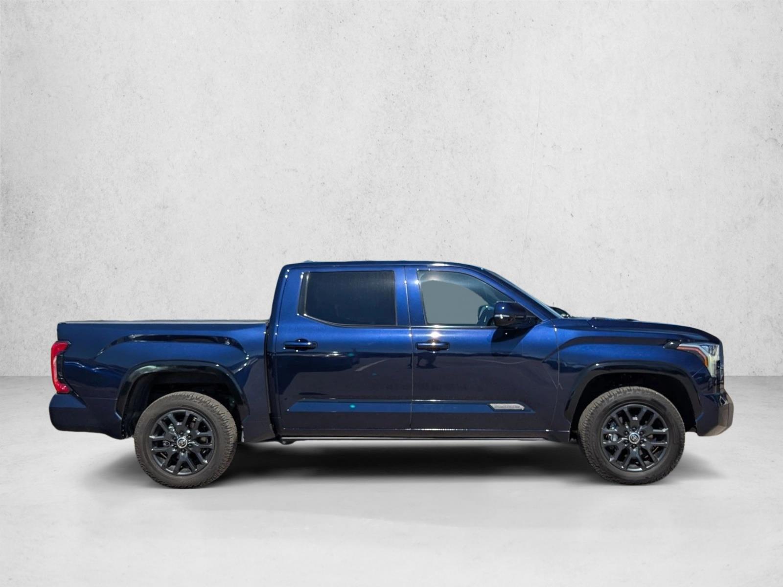2024 Toyota Tundra Platinum photo 4