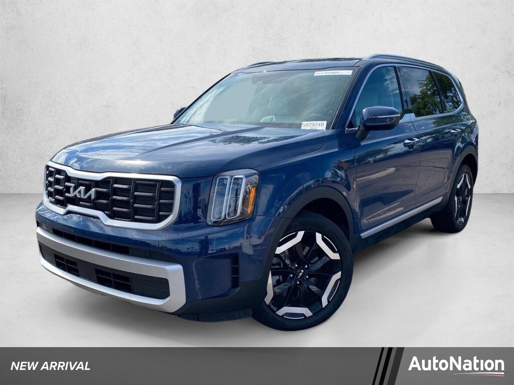 Used 2025 Kia Telluride S SUV