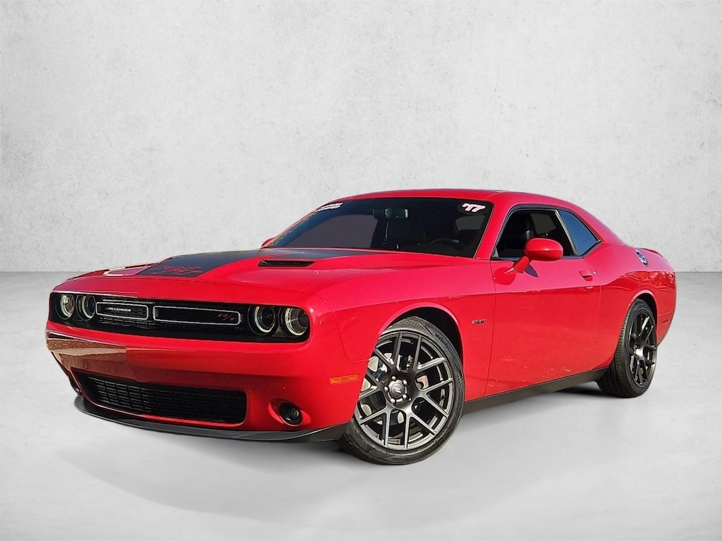Used 2017 Dodge Challenger R/T Coupe