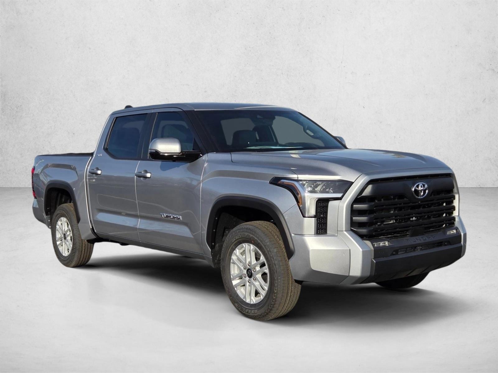 2026 Toyota Tundra SR5 - Photo 7