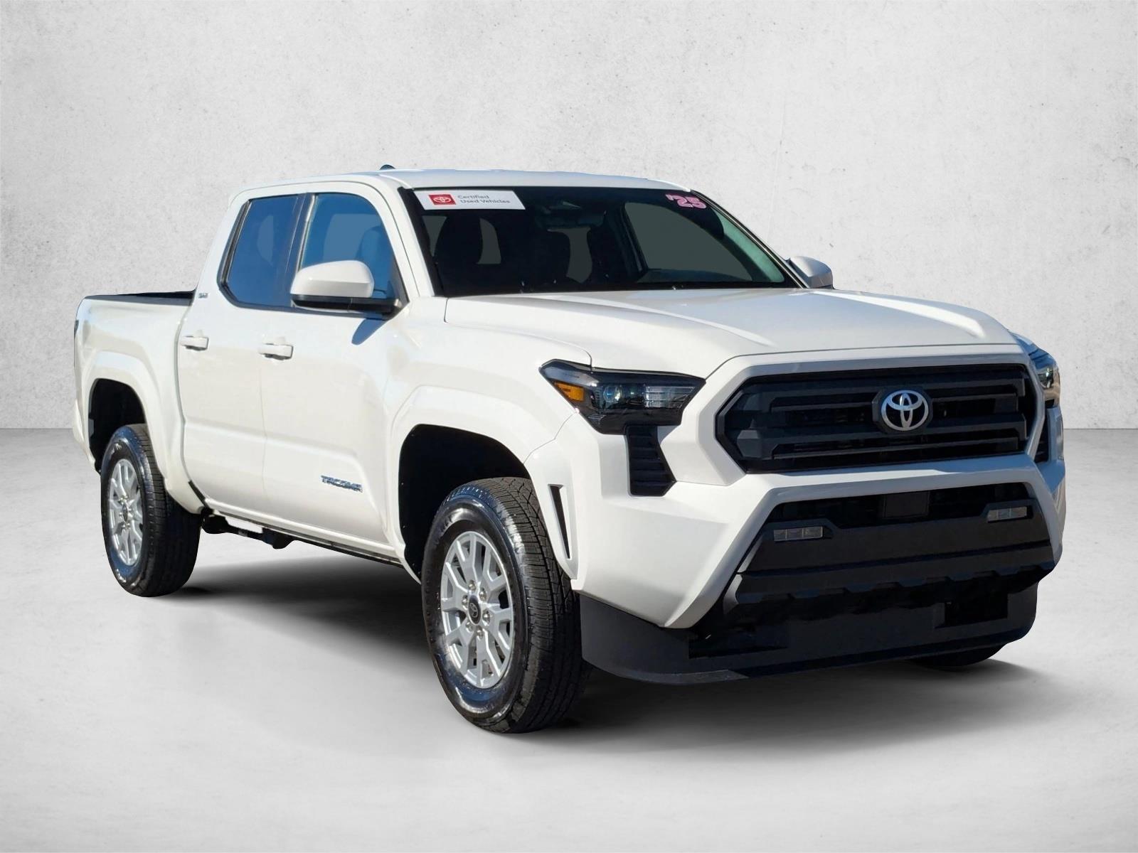 2025 Toyota Tacoma SR5 photo 3