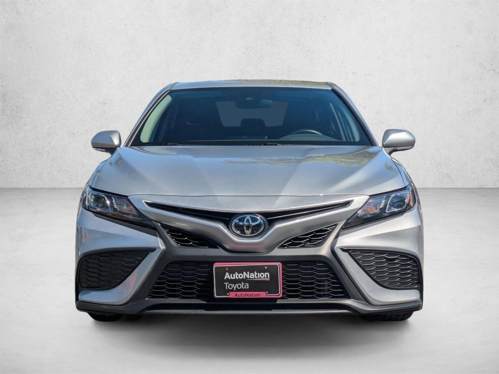 2023 Toyota Camry SE photo 2