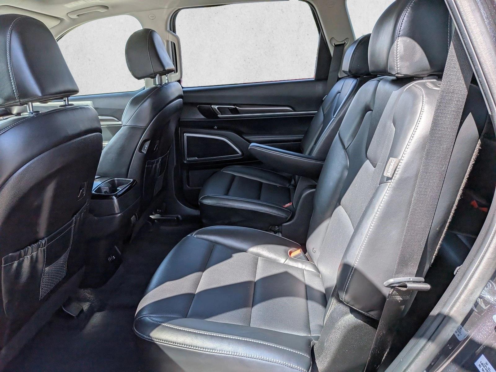 2025 Kia Telluride S - Photo 26