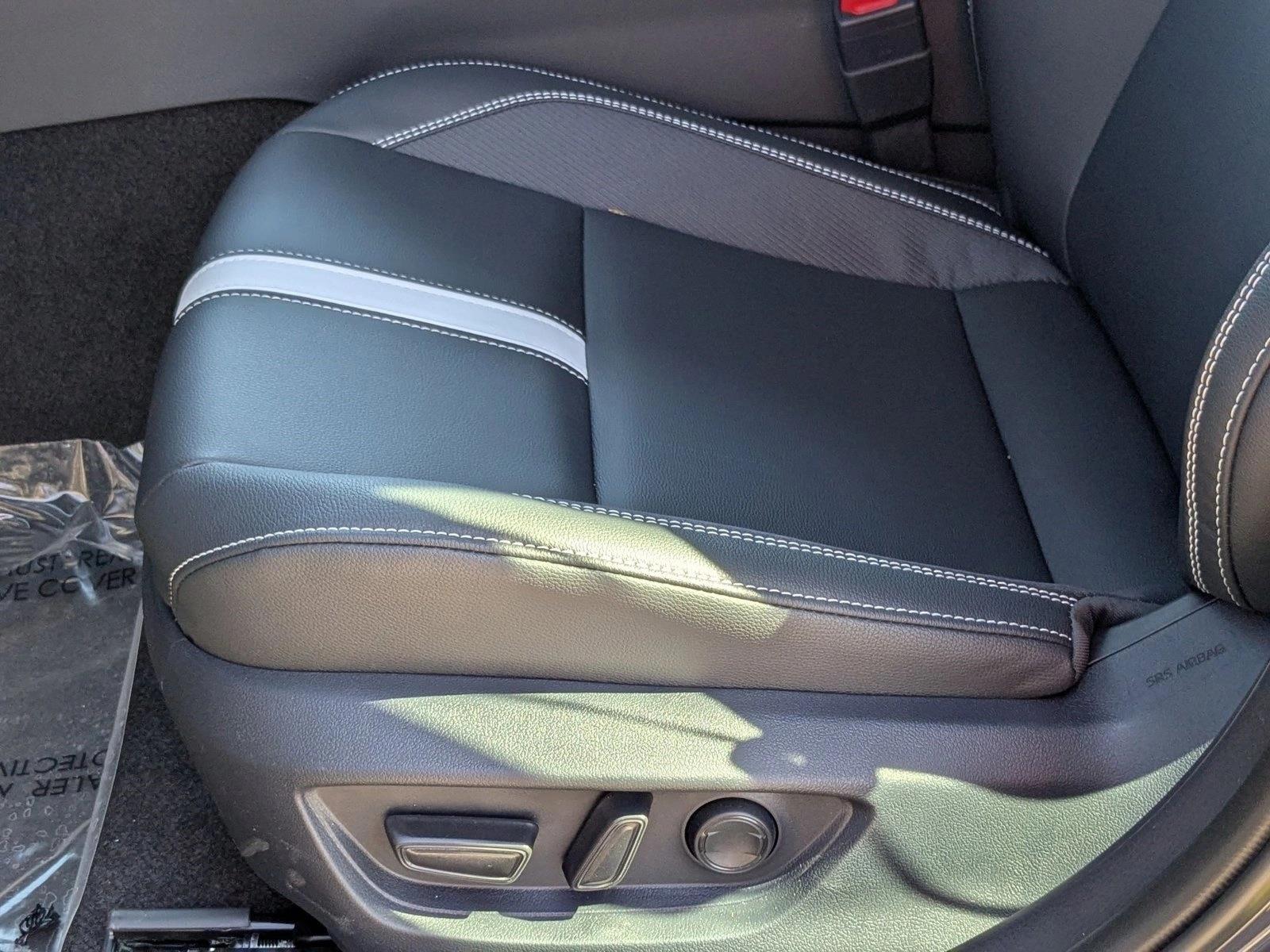 2026 Toyota Camry SE photo 4