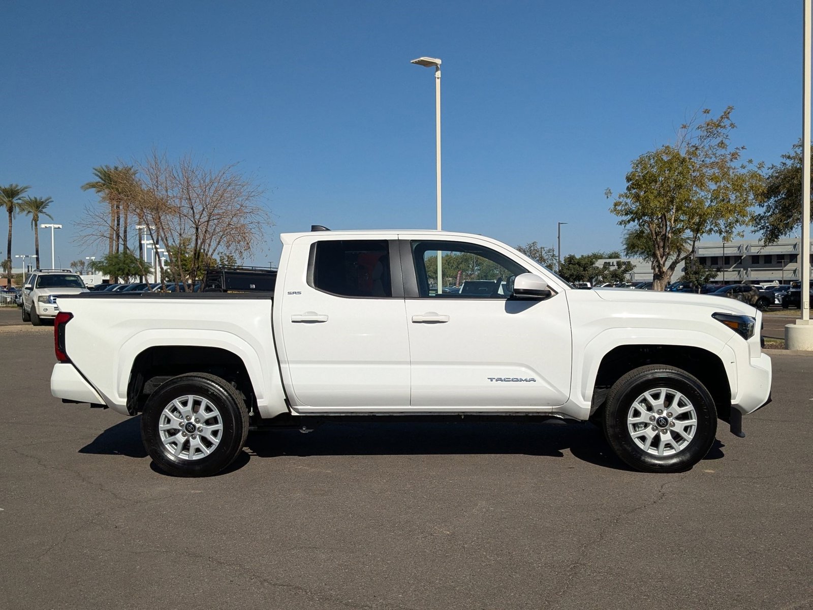 2025 Toyota Tacoma SR5 photo 4