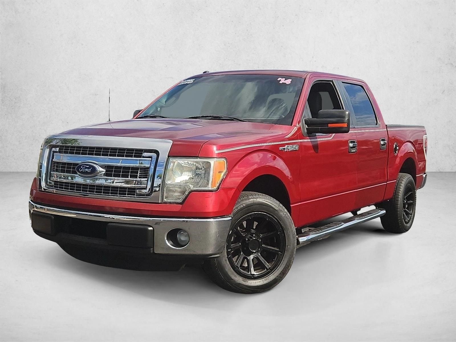 2014 Ford F-150 XLT SuperCrew 145-in's photo