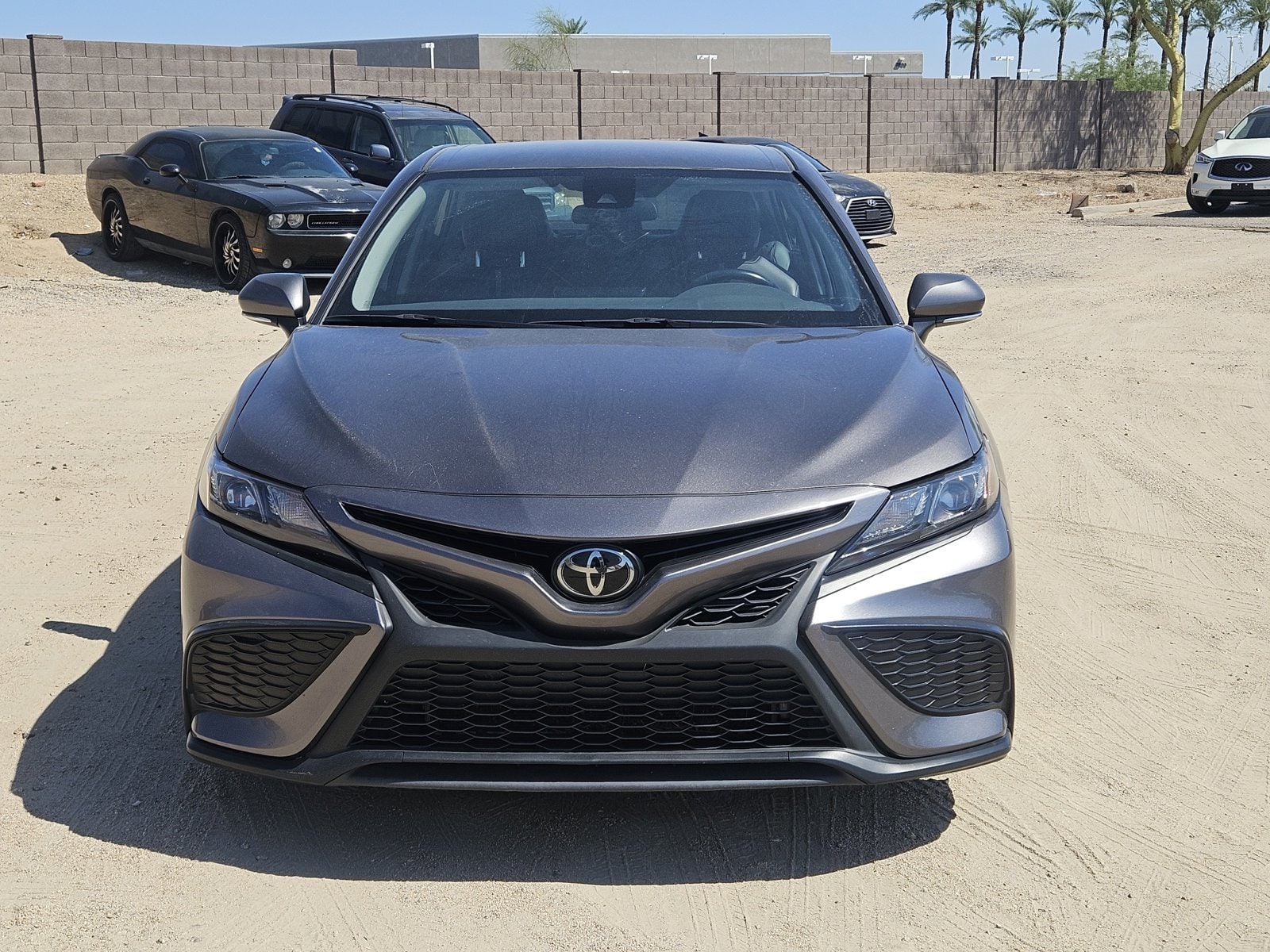 Used 2022 Toyota Camry SE with VIN 4T1G11AK7NU711451 for sale in Tempe, AZ