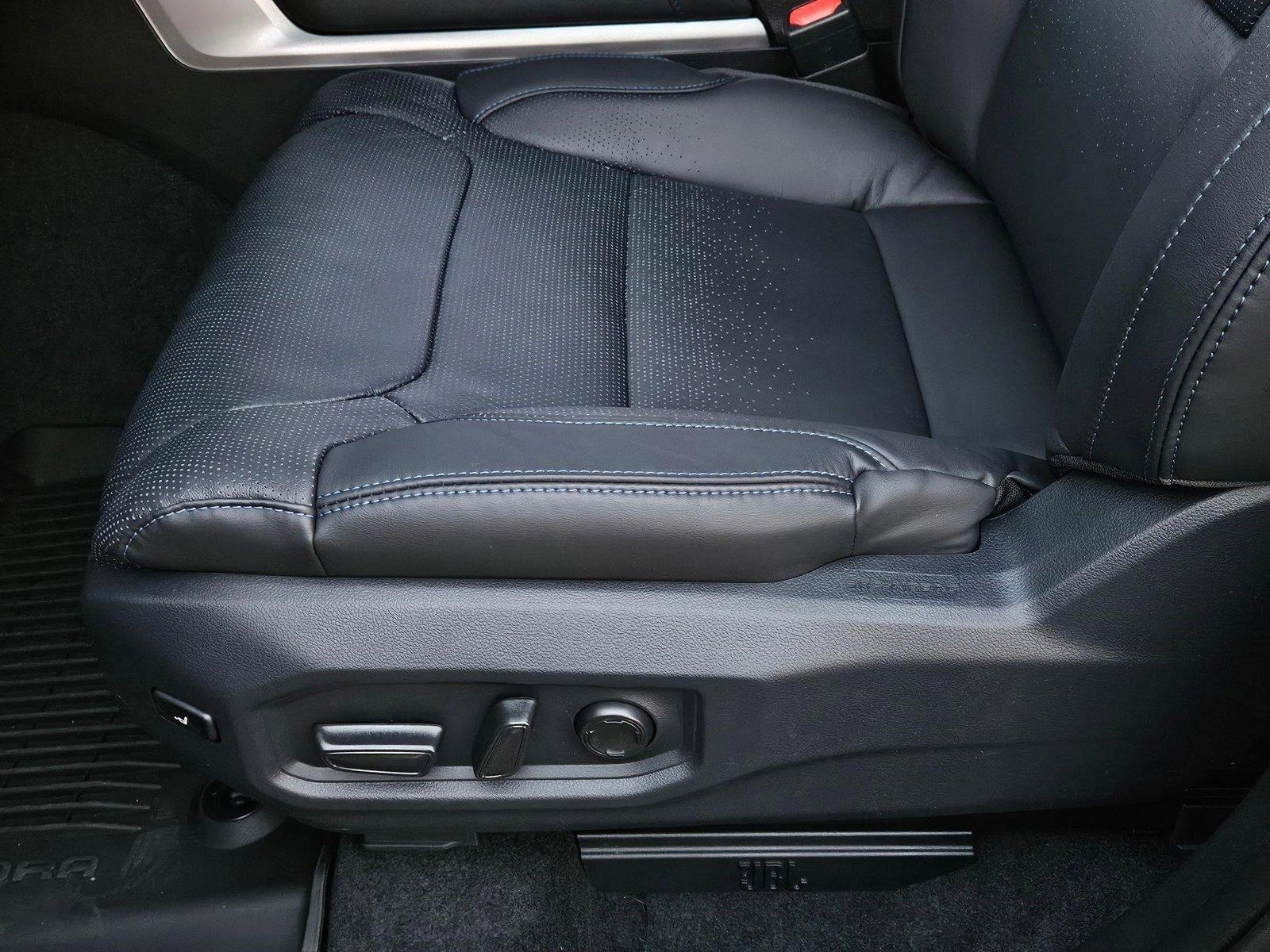 2025 Toyota Tundra Platinum CrewMax photo 4