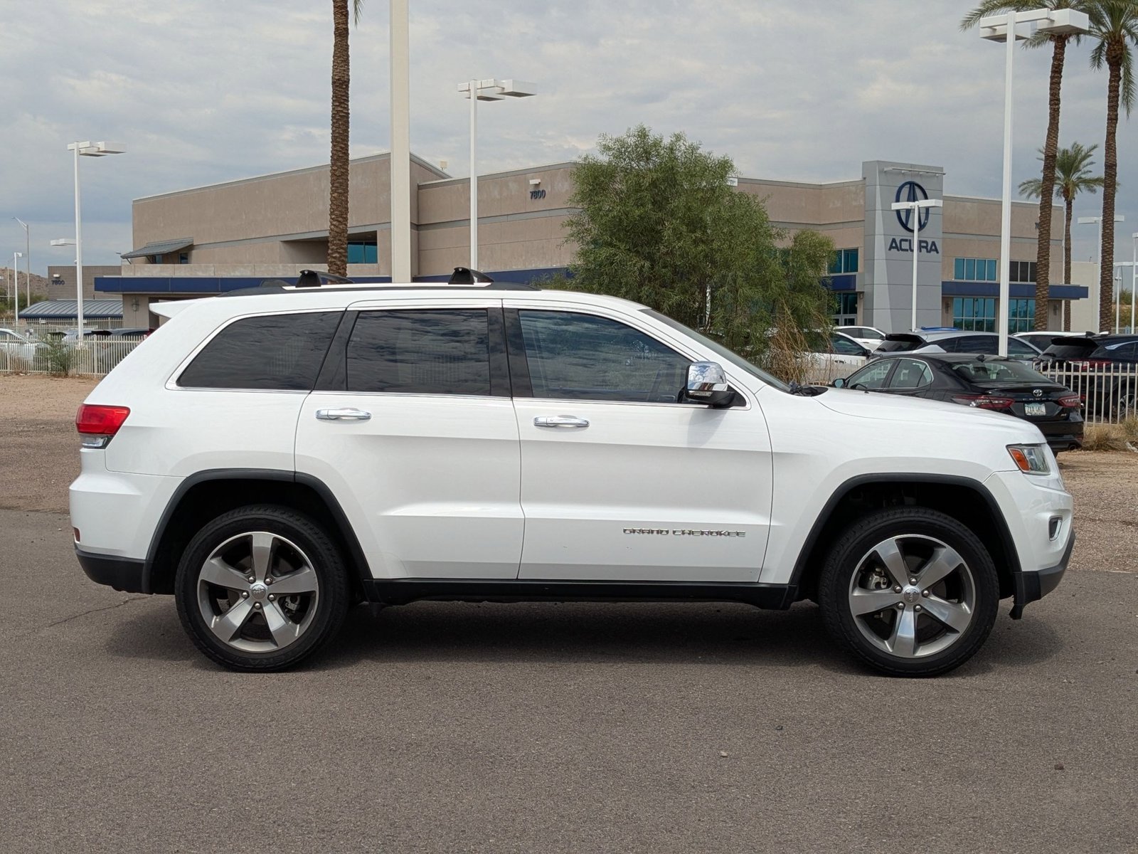 2014 Jeep Grand Cherokee Limited photo 4