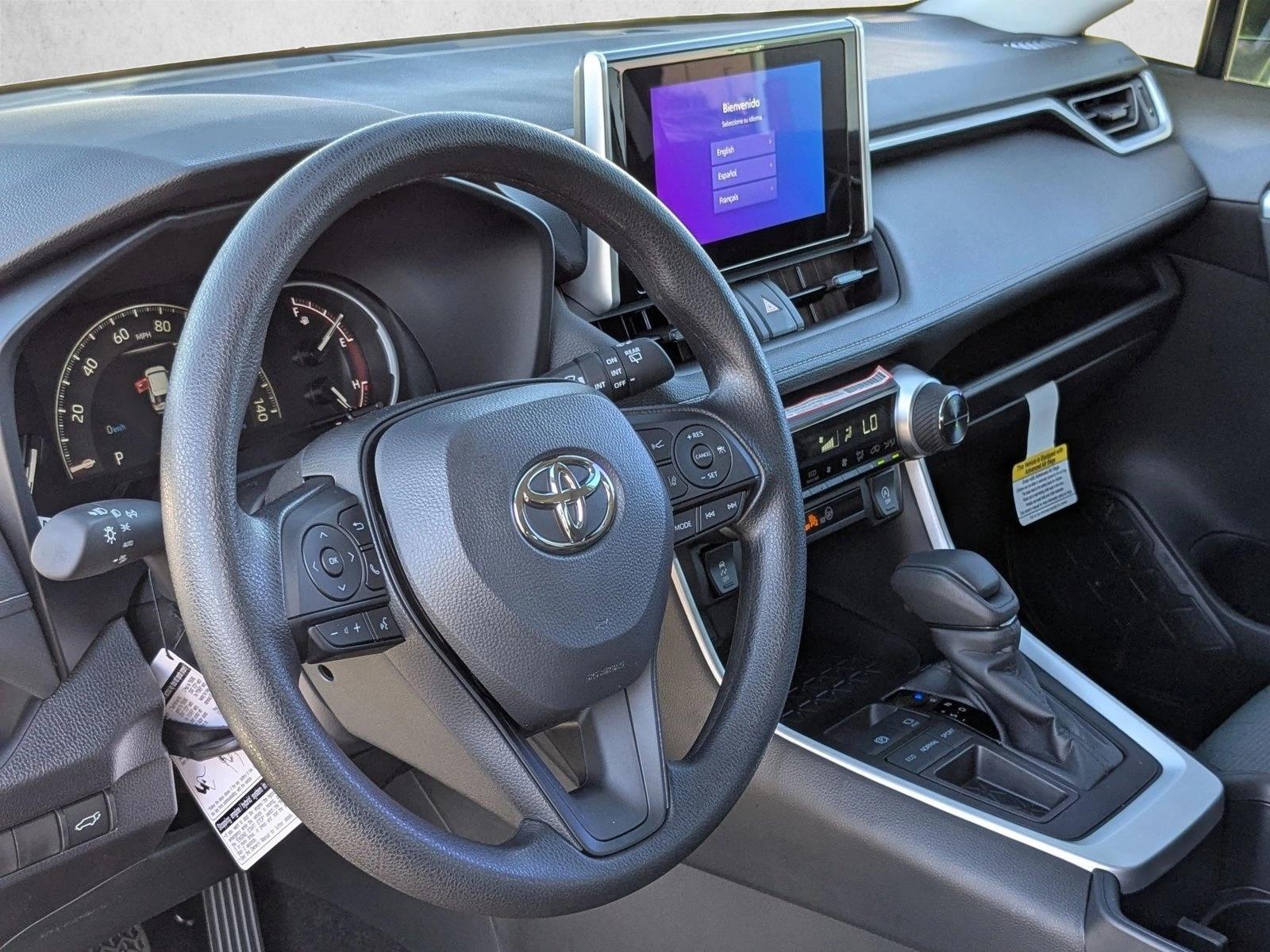 2025 Toyota RAV4 XLE photo 2